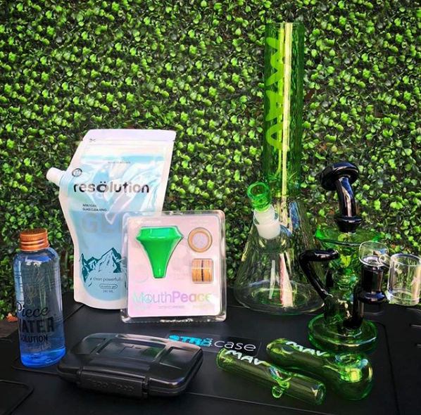 The Cleanest Way To Smoke Cannabis: Moose Labs Ultimate Guide